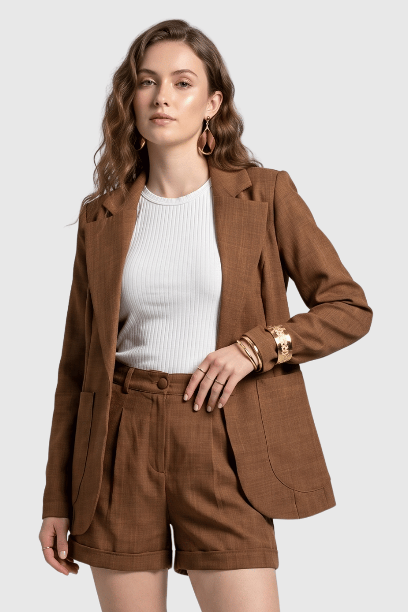 01 conjunto feminino blazer com bermuda marrom